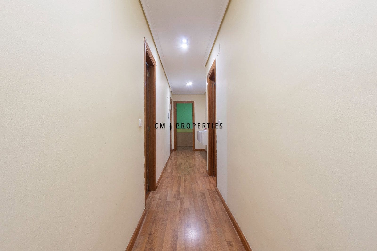 2 Zimmer Wohnung zu vermieten in Valencia Stadt mit Garage - 1.400 € (Ref: 9709077)