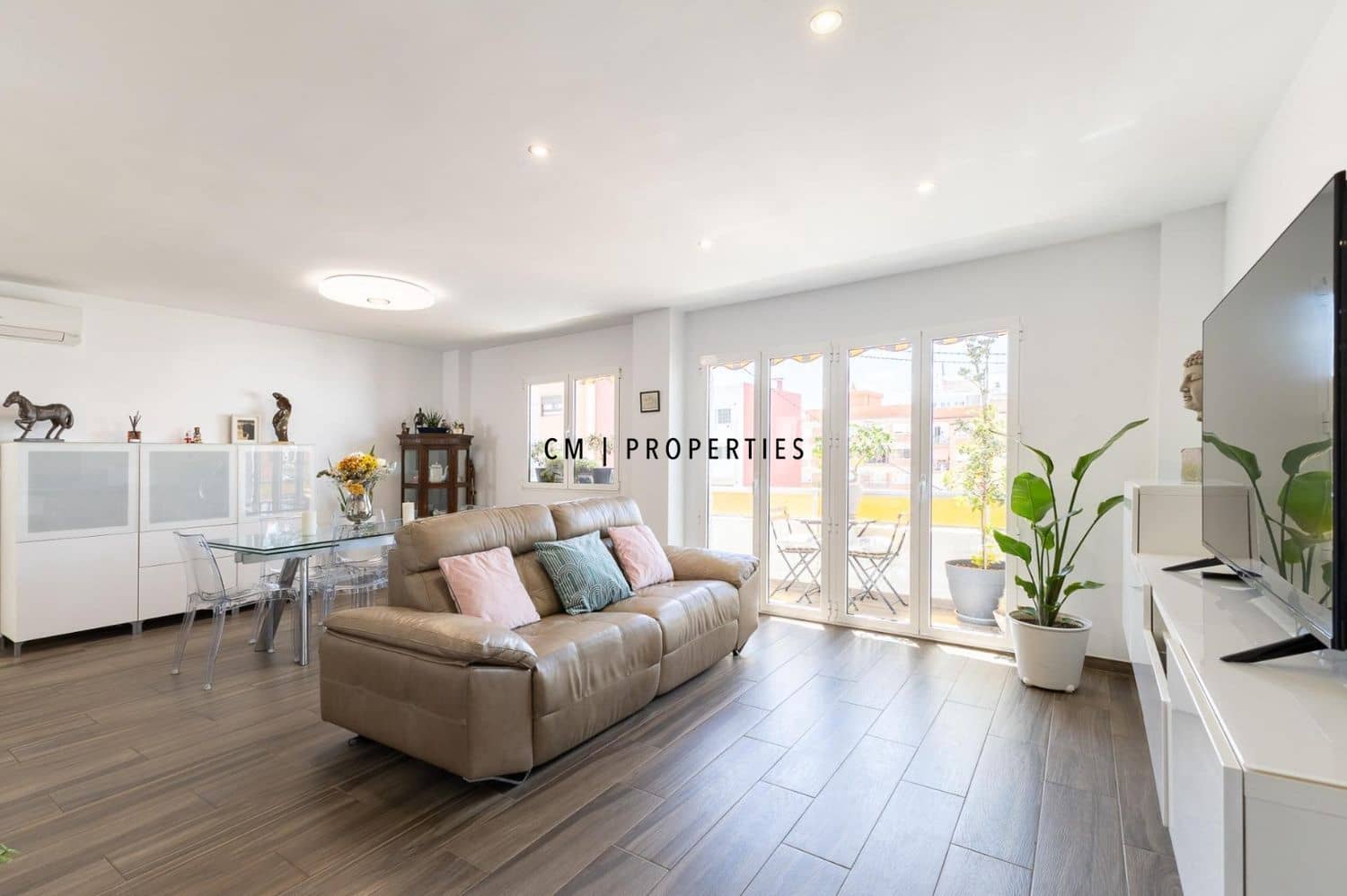 Appartement de 2 chambres à louer à Valence ville - 1 800 € (Ref: 9713226)