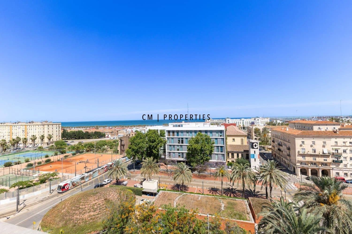 Appartement de 2 chambres à louer à Valence ville - 1 800 € (Ref: 9713226)