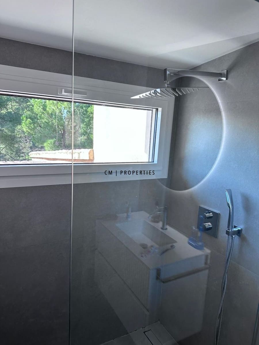 5 bedroom Flat for rent in Rocafort with pool garage - € 4,500 (Ref: 9713227)