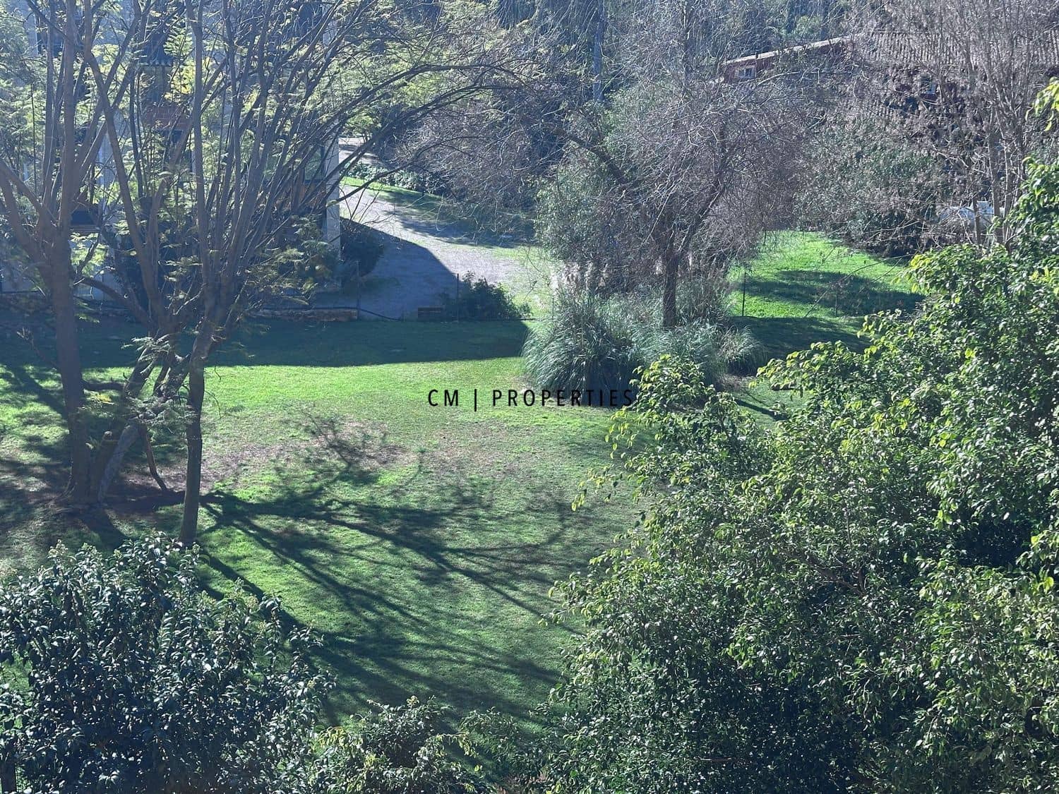 5 bedroom Flat for rent in Rocafort with pool garage - € 4,500 (Ref: 9713227)