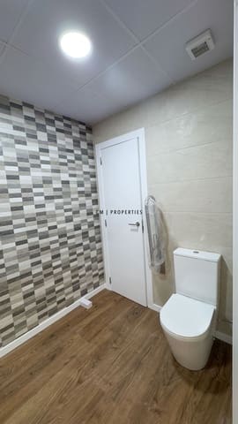 Toimisto vuokrattavana paikassa Torrent - 750 € (Ref: 9714081)