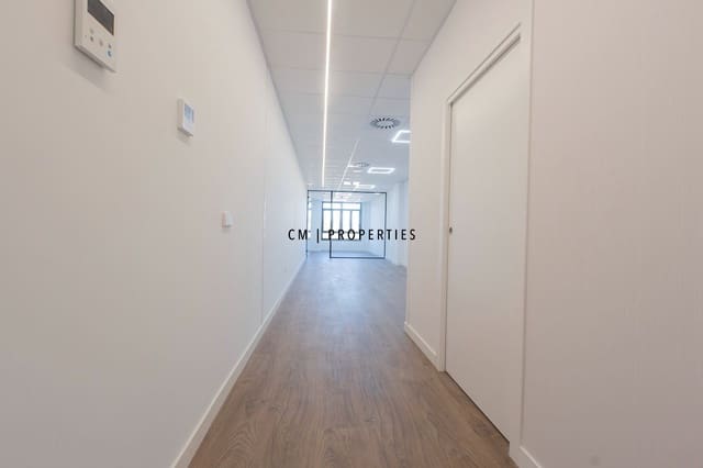 Ufficio da affittare in Torrent - 750 € (Rif: 9714081)