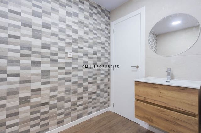 Ufficio da affittare in Torrent - 750 € (Rif: 9714081)