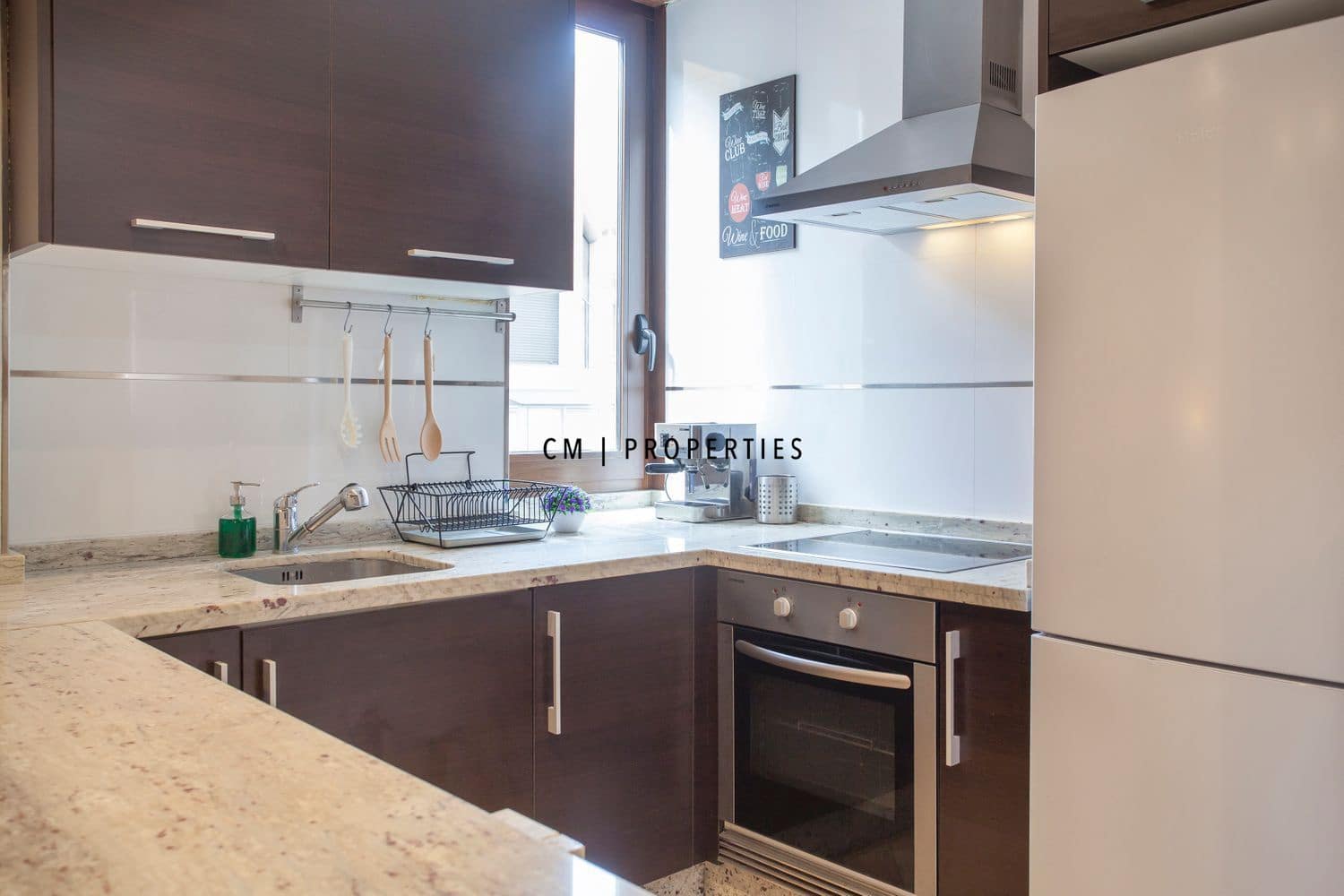 2 bedroom Flat for rent in Valencia city - € 1,500 (Ref: 9714082)