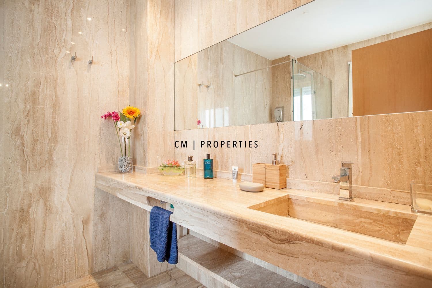 2 bedroom Flat for rent in Valencia city - € 1,500 (Ref: 9714082)