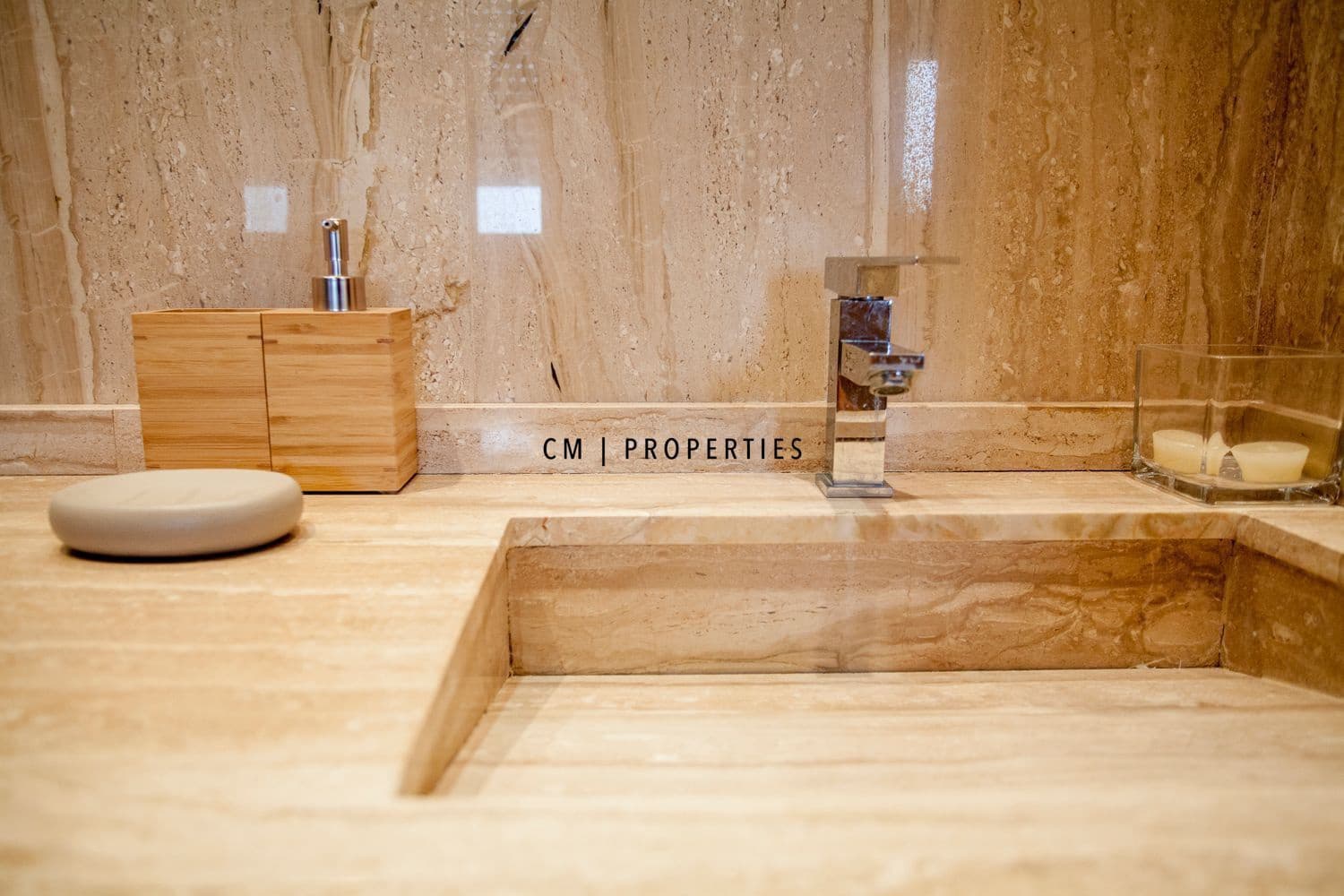 2 bedroom Flat for rent in Valencia city - € 1,500 (Ref: 9714082)