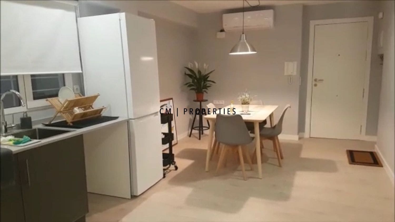 1 bedroom Flat for rent in Paterna - € 1,000 (Ref: 9715453)