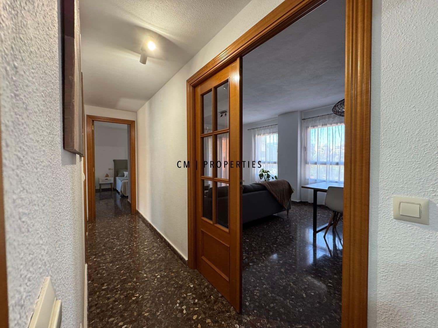 3 bedroom Flat for rent in Valencia city with pool garage - € 2,100 (Ref: 9715454)