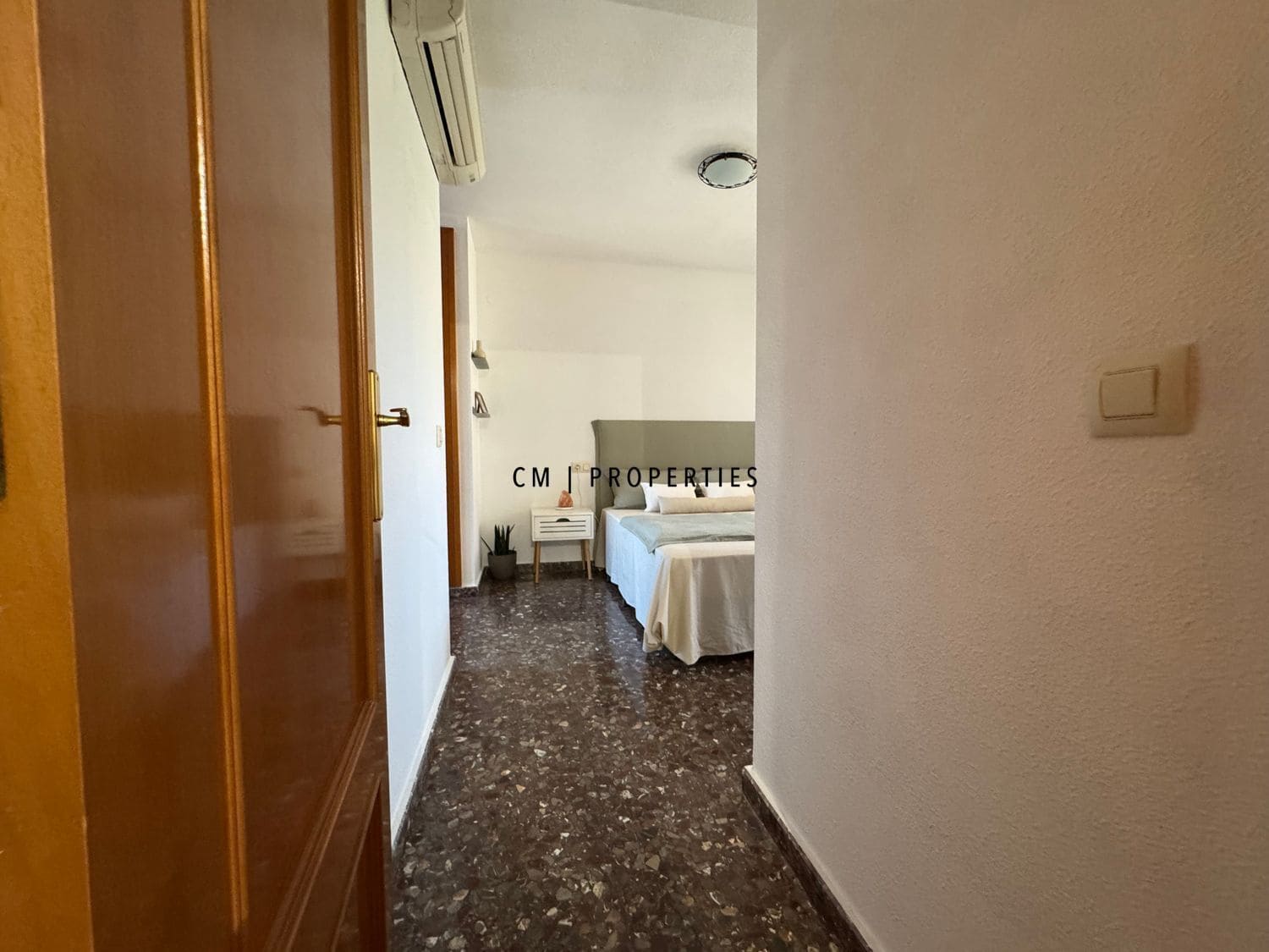 3 bedroom Flat for rent in Valencia city with pool garage - € 2,100 (Ref: 9715454)