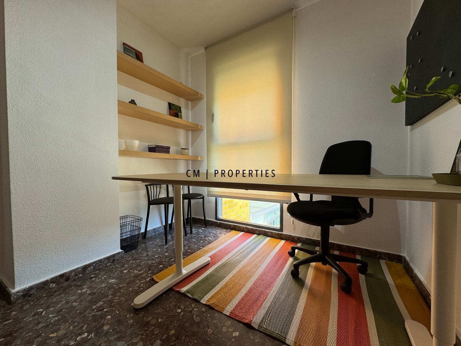 3 bedroom Flat for rent in Valencia city with pool garage - € 2,100 (Ref: 9715454)