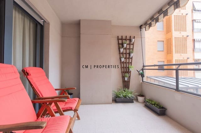 Appartement de 3 chambres à louer à Campanar, Valence ville avec piscine garage - 2 100 € (Ref: 9715454)