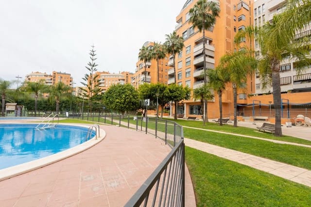 Appartement de 3 chambres à louer à Campanar, Valence ville avec piscine garage - 2 100 € (Ref: 9715454)