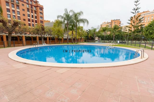 Appartement de 3 chambres à louer à Campanar, Valence ville avec piscine garage - 2 100 € (Ref: 9715454)