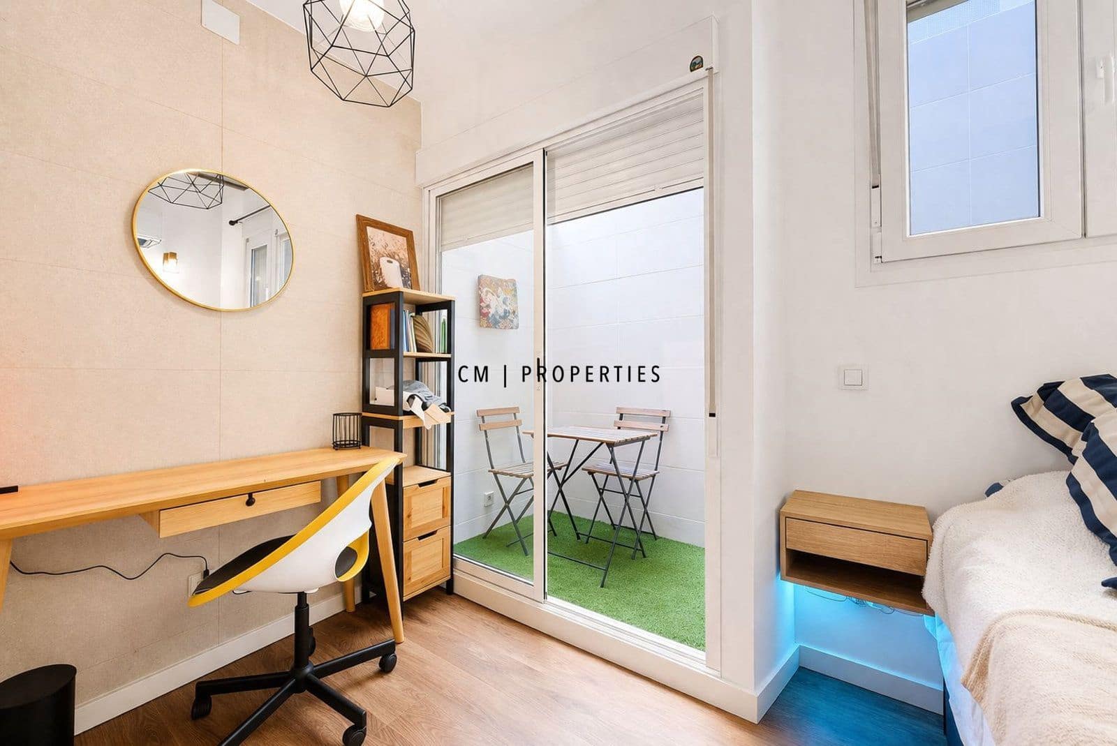 1 bedroom Flat for rent in Valencia city - € 1,300 (Ref: 9715606)