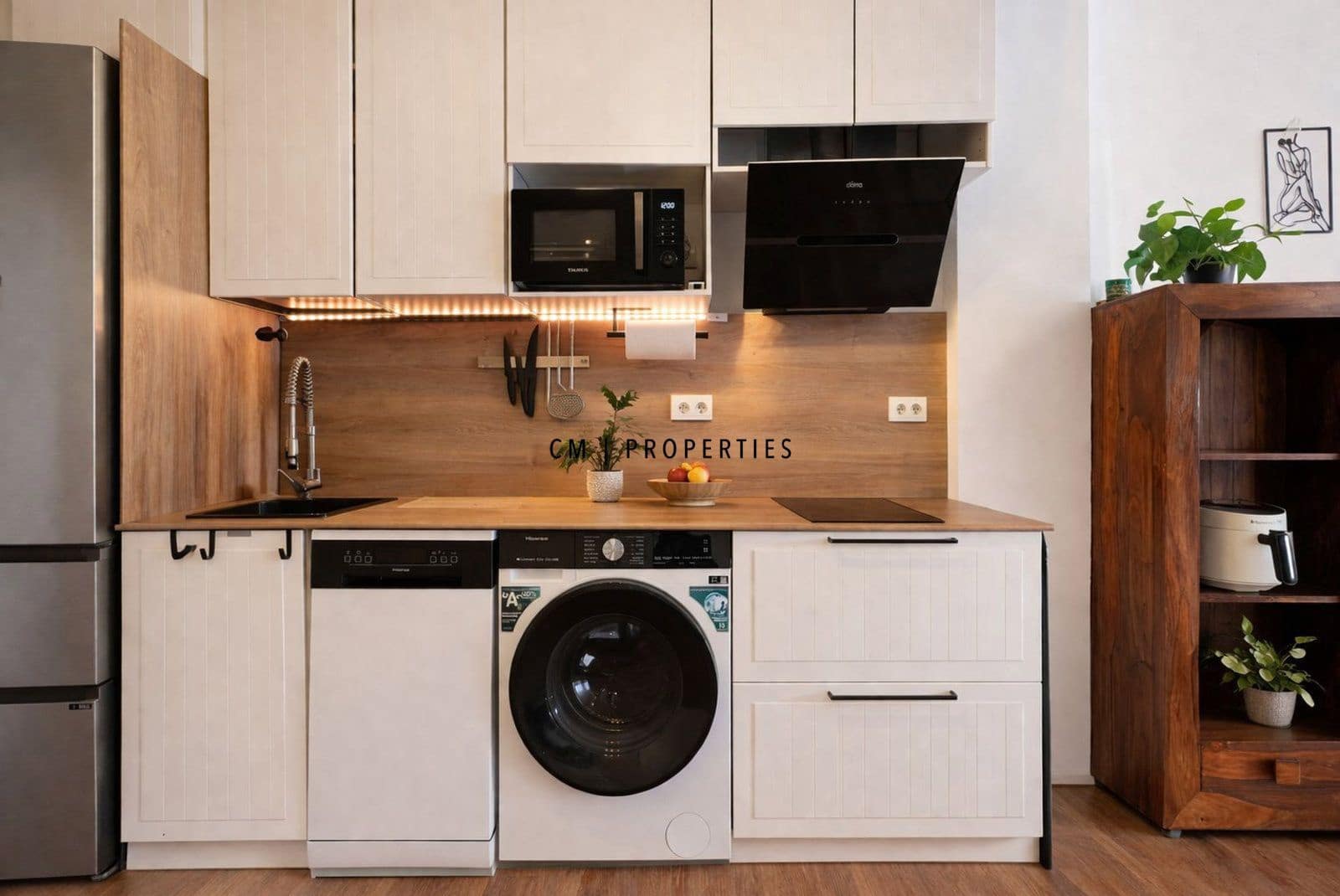 1 bedroom Flat for rent in Valencia city - € 1,300 (Ref: 9715606)