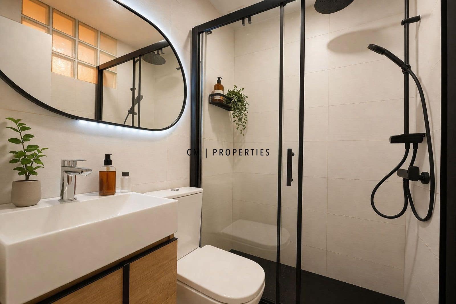 1 bedroom Flat for rent in Valencia city - € 1,300 (Ref: 9715606)