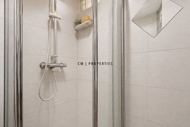 1 Zimmer Wohnung zu vermieten in Poblats Maritims, València Stadt - 1.300 € (Ref: 9715606)