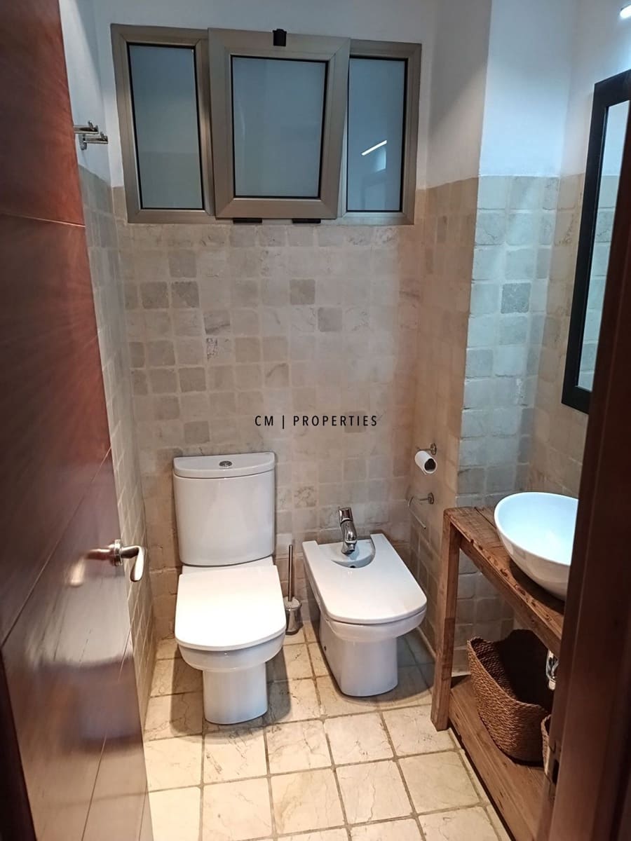 3 bedroom Flat for rent in Valencia city - € 1,600 (Ref: 9716666)