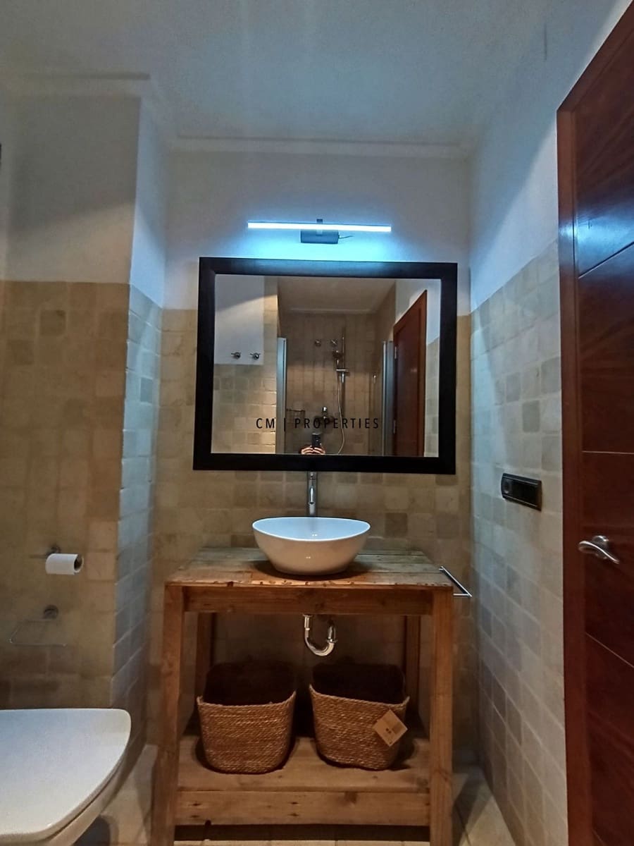 3 bedroom Flat for rent in Valencia city - € 1,600 (Ref: 9716666)