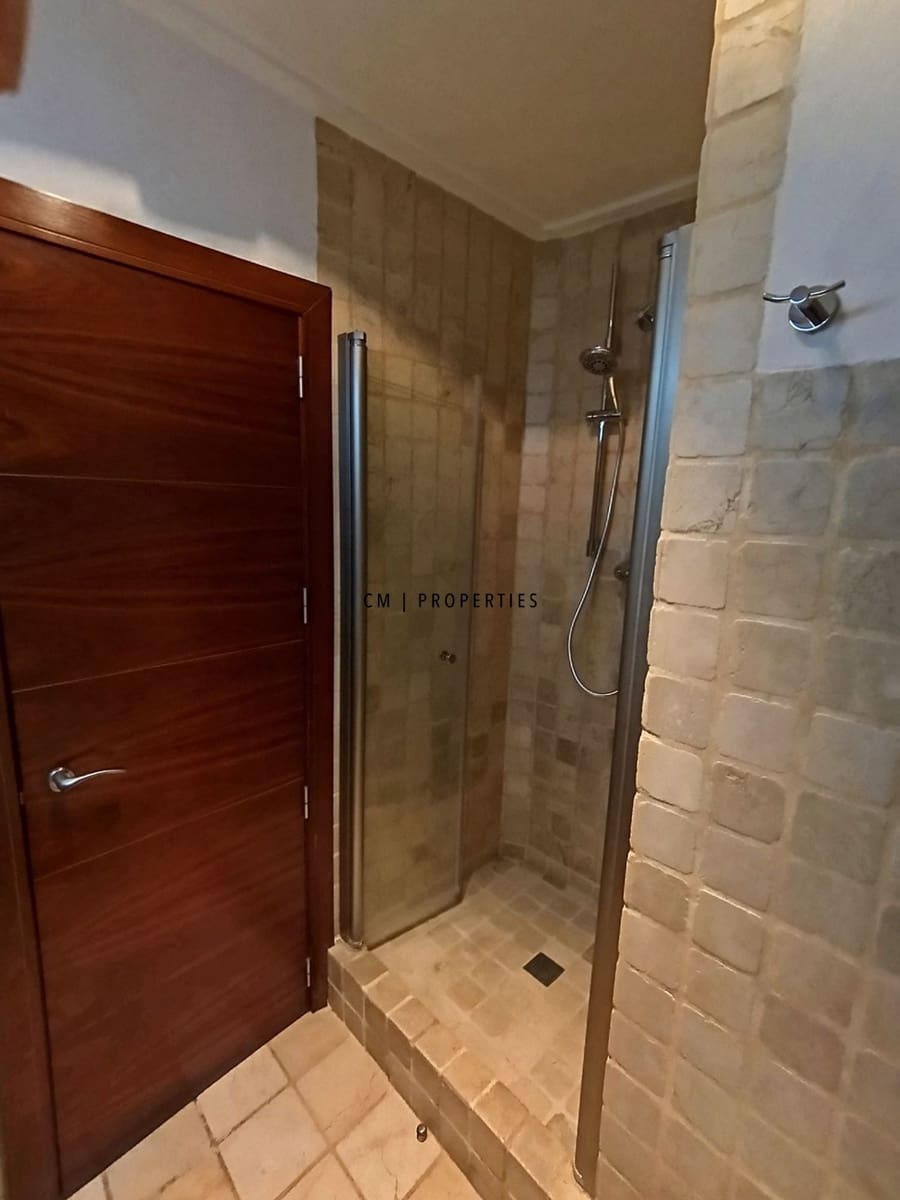 3 bedroom Flat for rent in Valencia city - € 1,600 (Ref: 9716666)