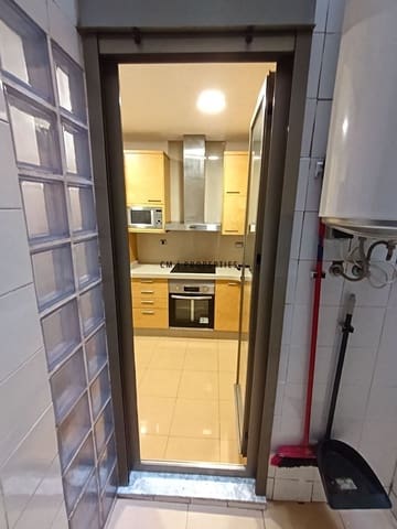 3 soverom Leilighet til leie i Extramurs, Valencia by - € 1 600 (Ref: 9716666)