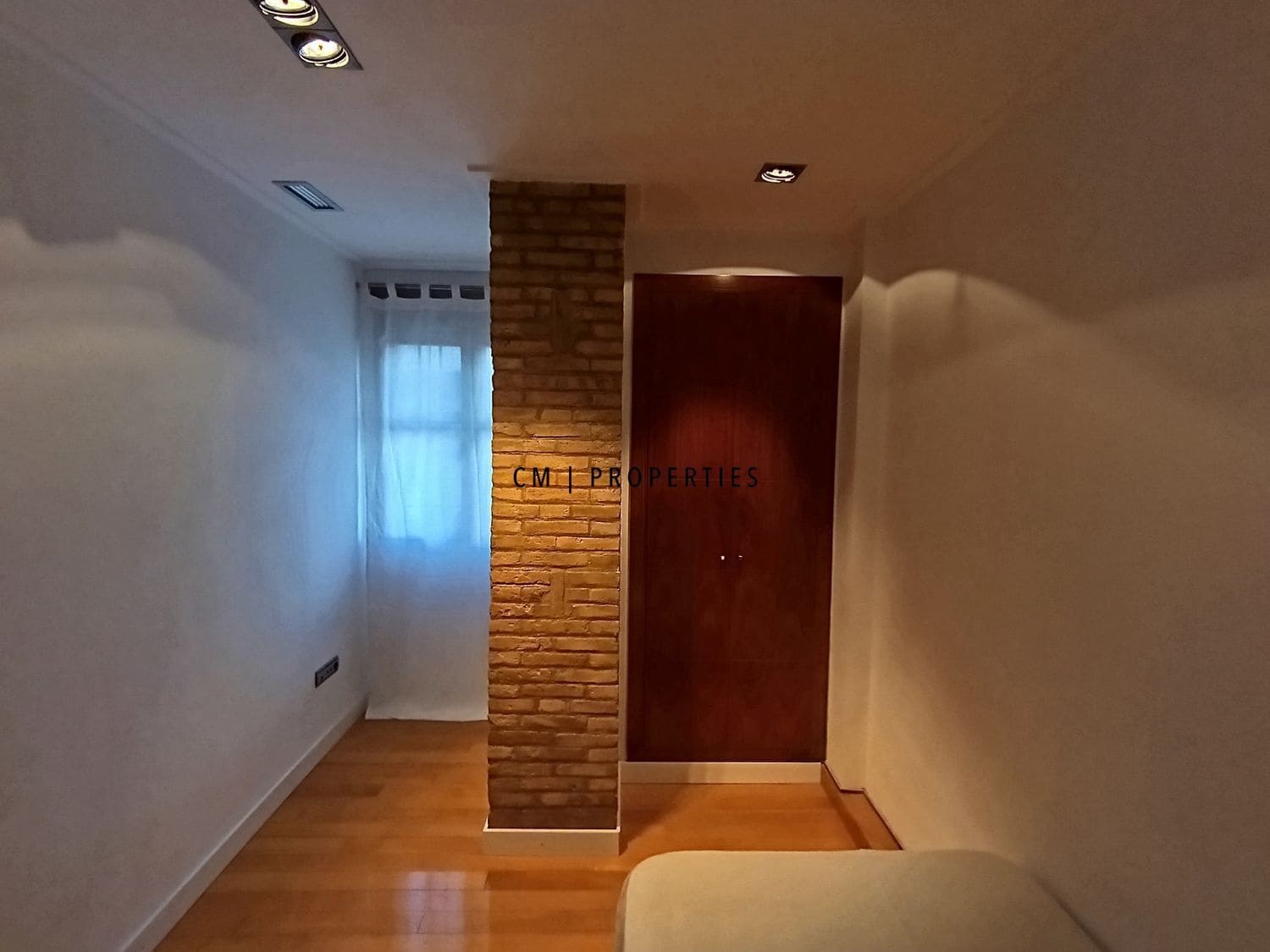 3 bedroom Flat for rent in Valencia city - € 1,600 (Ref: 9716666)