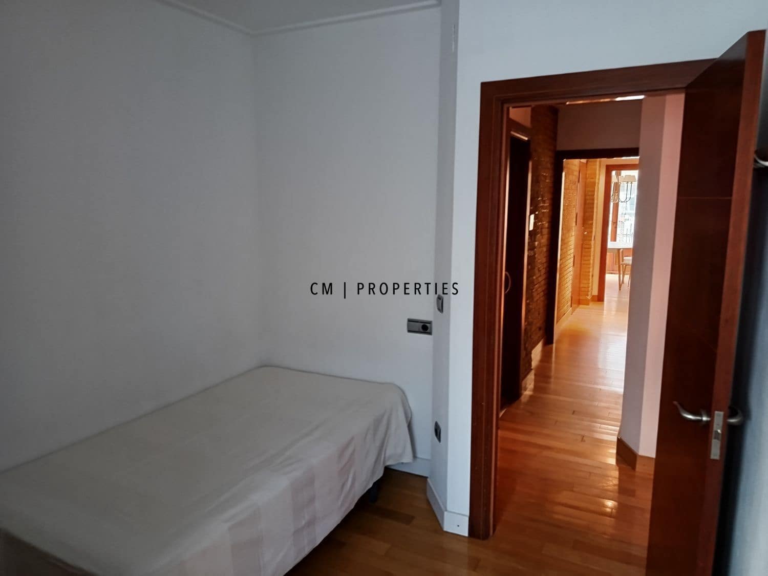 3 bedroom Flat for rent in Valencia city - € 1,600 (Ref: 9716666)