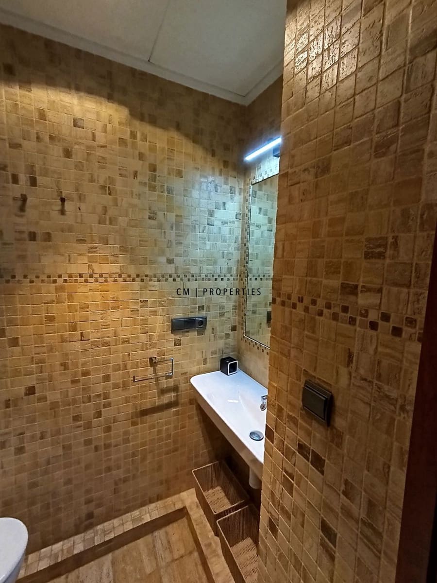 3 bedroom Flat for rent in Valencia city - € 1,600 (Ref: 9716666)