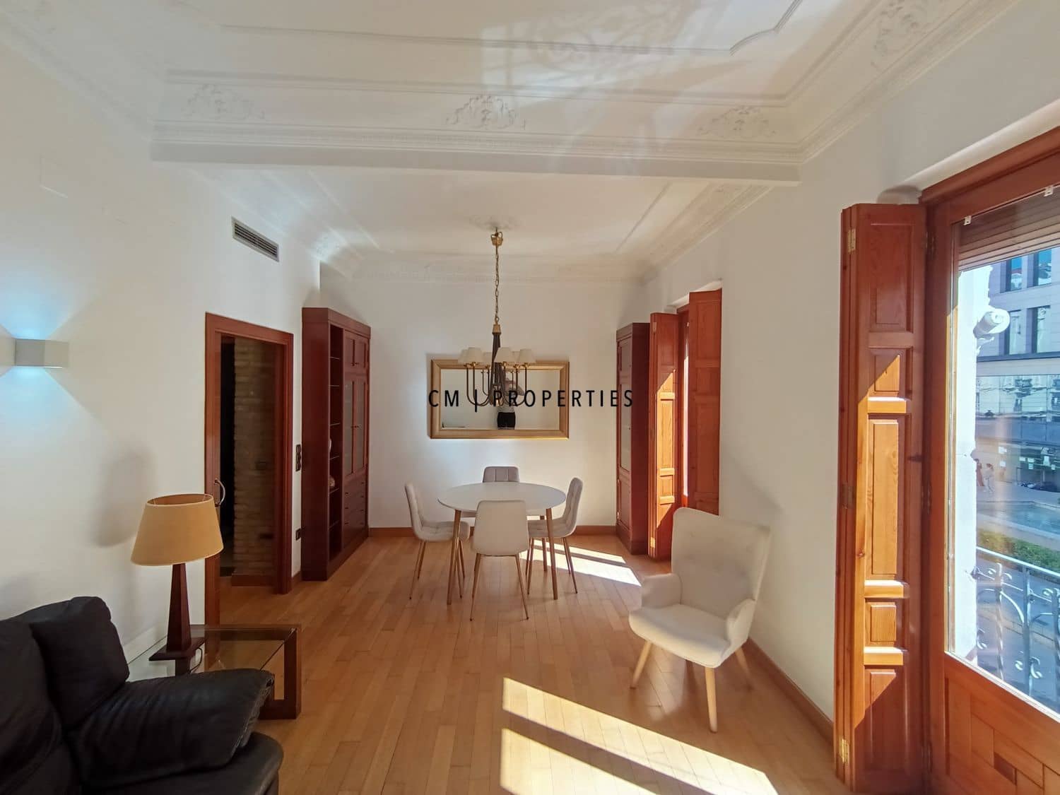 3 bedroom Flat for rent in Valencia city - € 1,600 (Ref: 9716666)