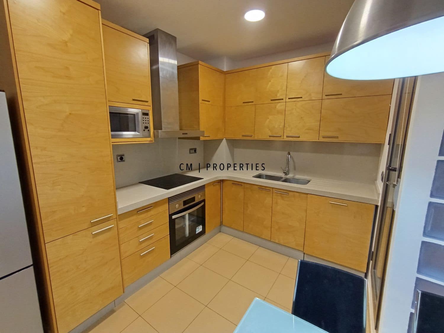 3 bedroom Flat for rent in Valencia city - € 1,600 (Ref: 9716666)