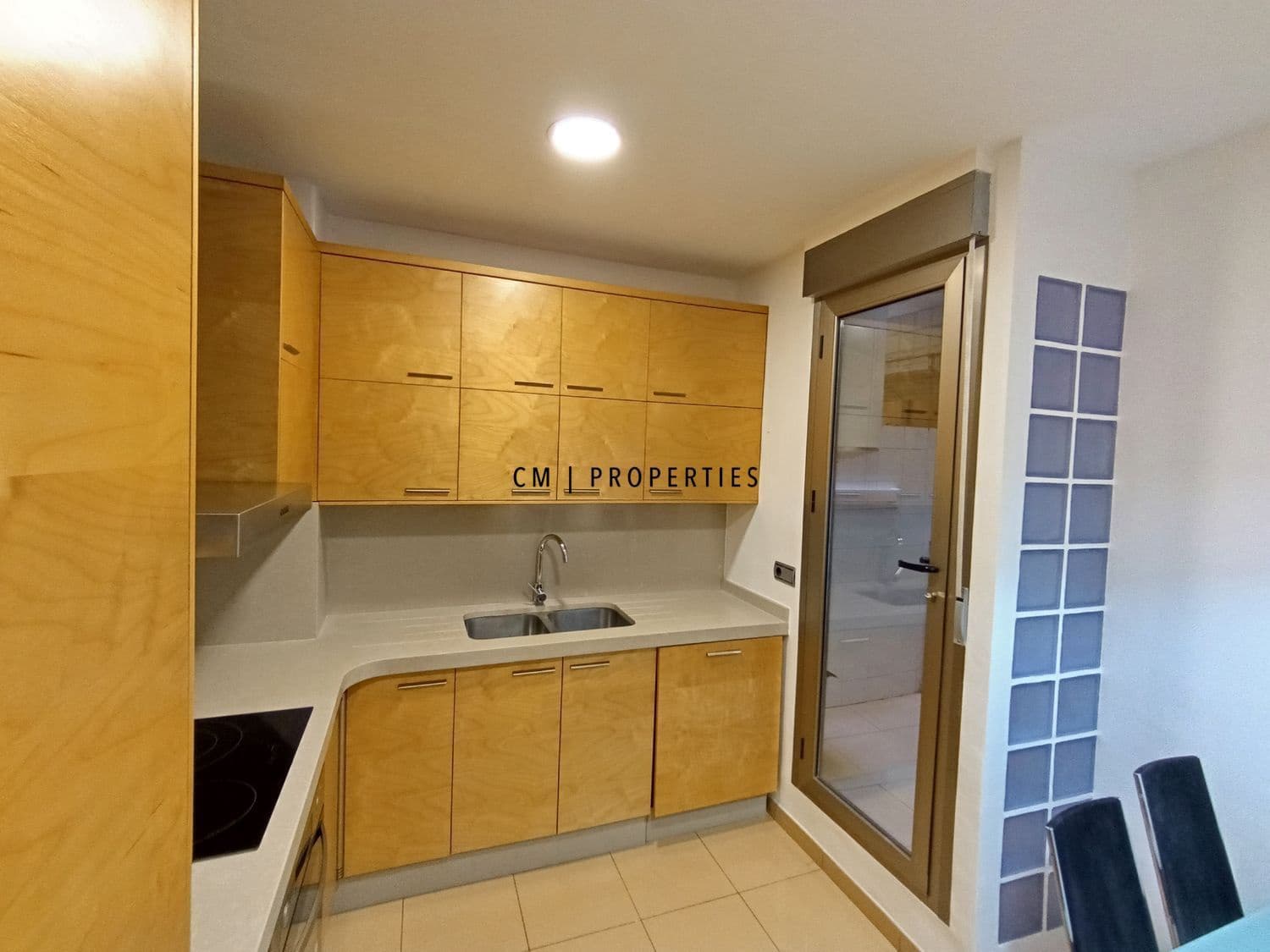 3 bedroom Flat for rent in Valencia city - € 1,600 (Ref: 9716666)
