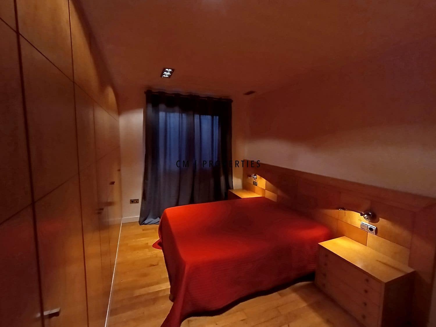 3 bedroom Flat for rent in Valencia city - € 1,600 (Ref: 9716666)