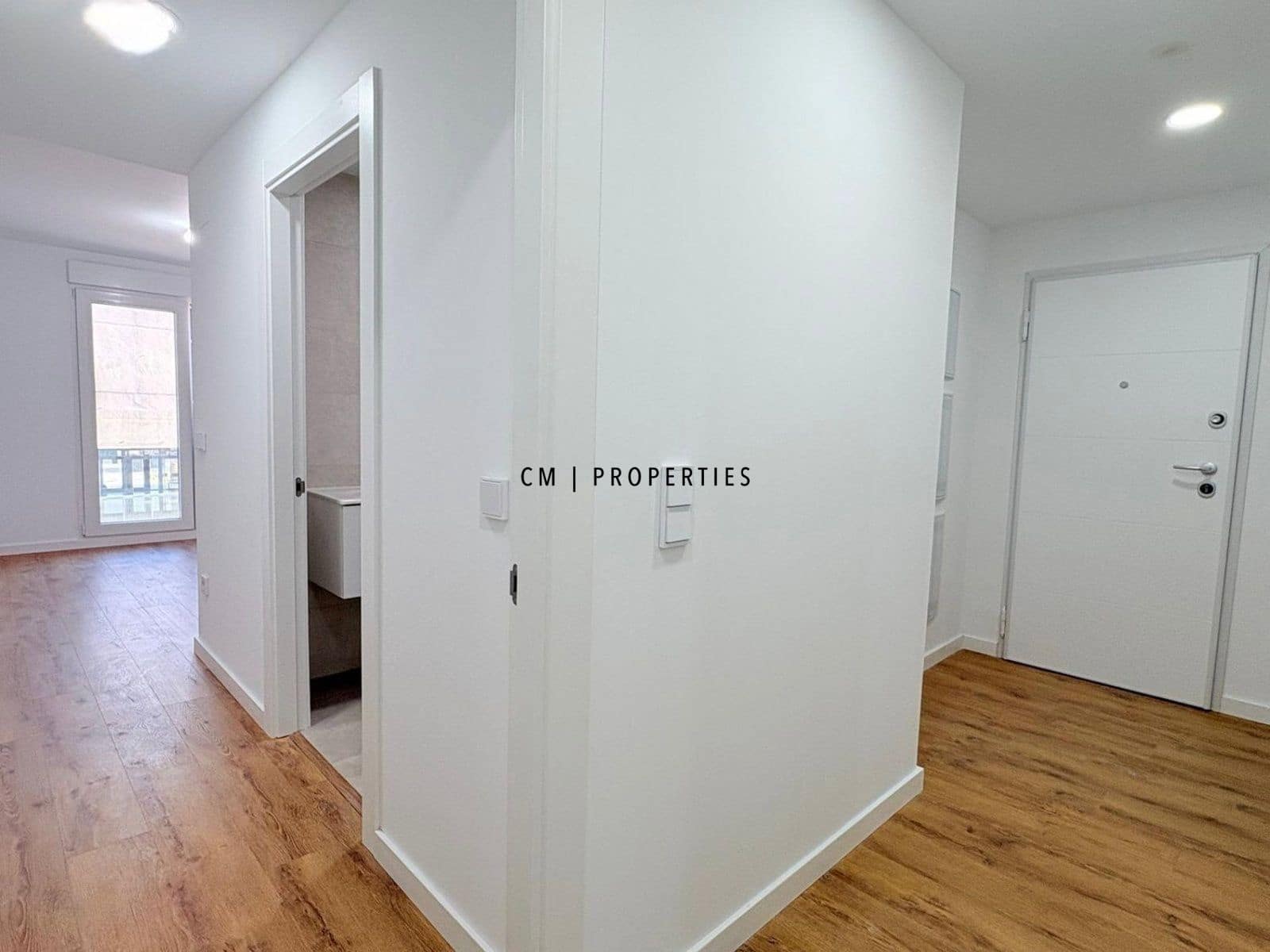 3 bedroom Flat for rent in L'Eliana with pool garage - € 2,500 (Ref: 9720712)