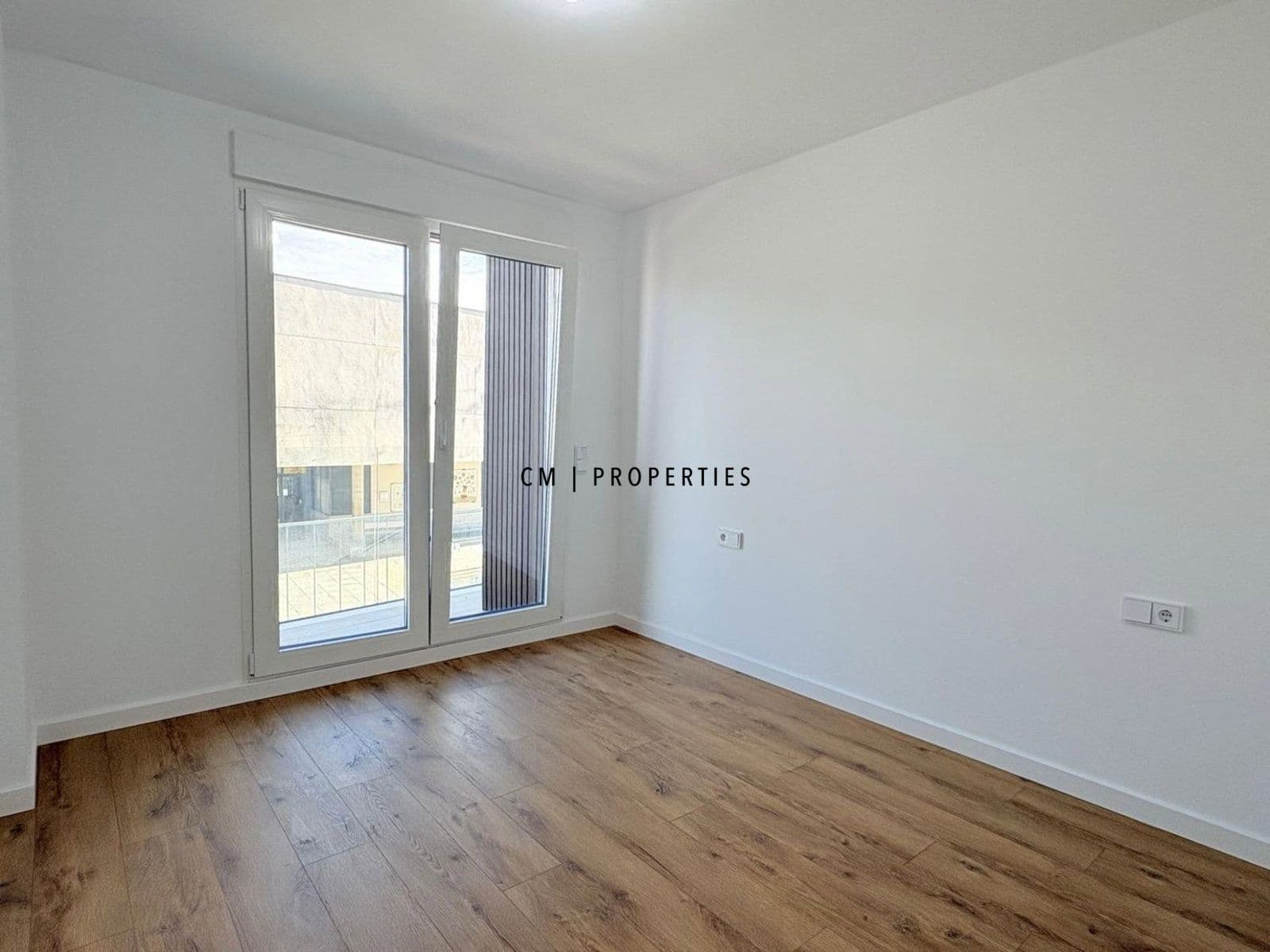3 bedroom Flat for rent in L'Eliana with pool garage - € 2,500 (Ref: 9720712)