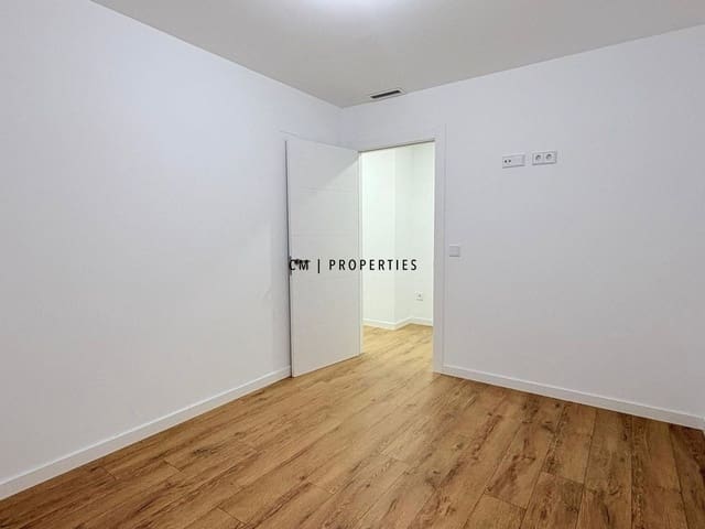 3 slaapkamer Flat te huur in L'Eliana met zwembad garage - € 2.500 (Ref: 9720712)