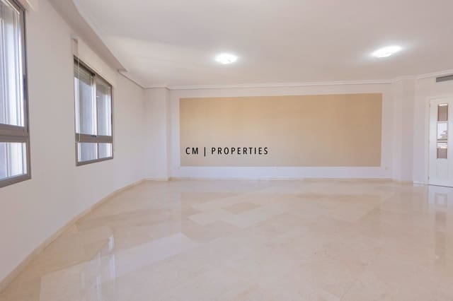 Appartement de 3 chambres à louer à Campanar, Valence ville avec piscine garage - 3 000 € (Ref: 9720825)