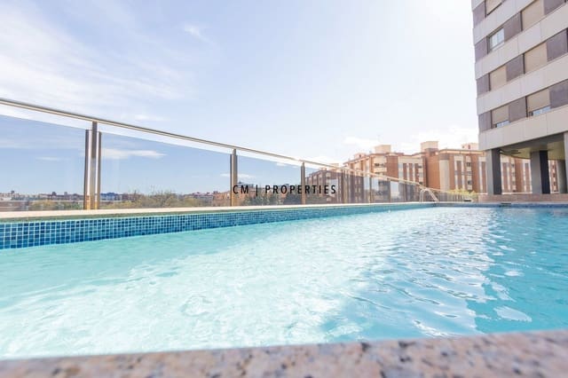 Appartement de 3 chambres à louer à Campanar, Valence ville avec piscine garage - 3 000 € (Ref: 9720825)