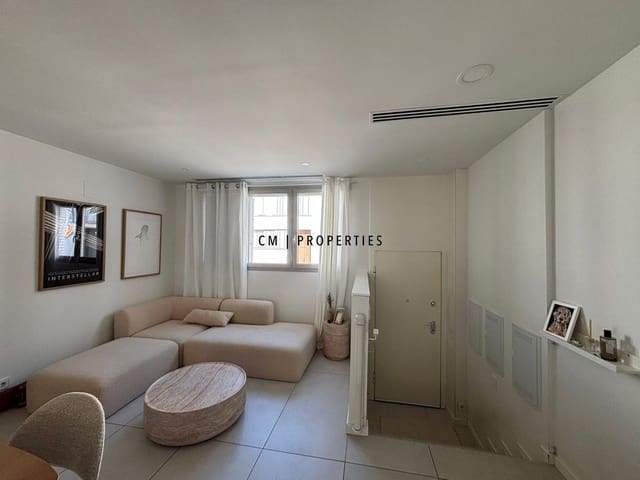 3 bedroom Townhouse for rent in Quatre Carreres, Valencia city with garage - € 2,200 (Ref: 9720827)