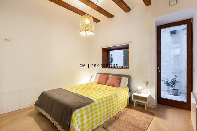Piso de 2 habitaciones en Ciutat Vella, València ciudad en alquiler - 2.400 € (Ref: 9722200)