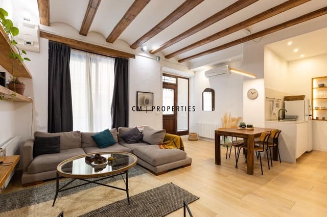 Piso de 2 habitaciones en Ciutat Vella, València ciudad en alquiler - 2.400 € (Ref: 9722200)