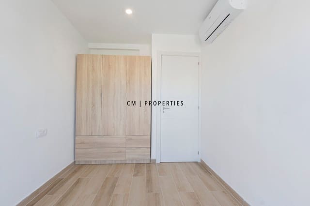 3 soverom Leilighet til leie i San Antonio de Benagéber - € 1 200 (Ref: 9722652)