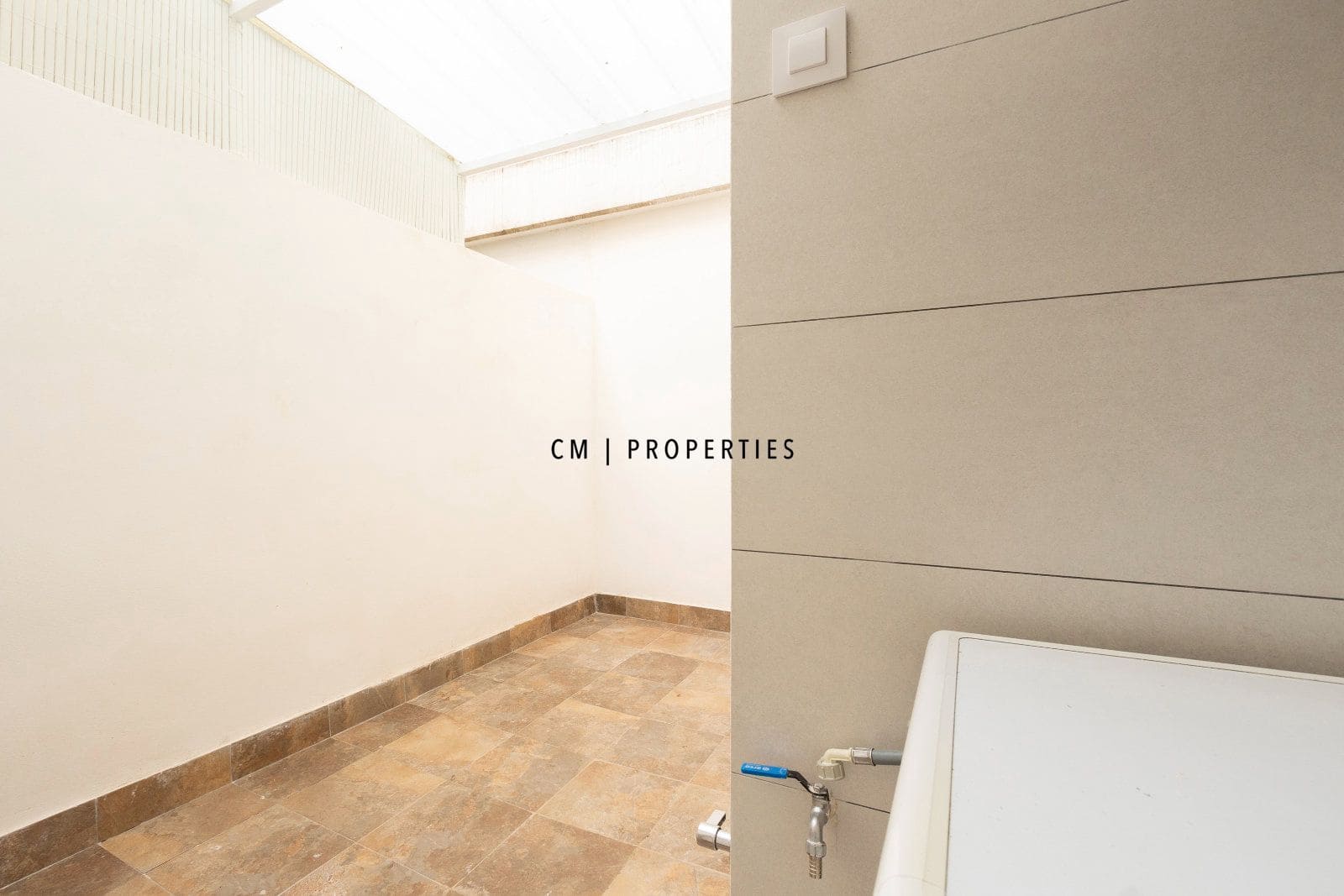 3 bedroom Flat for rent in San Antonio de Benageber - € 1,200 (Ref: 9722652)