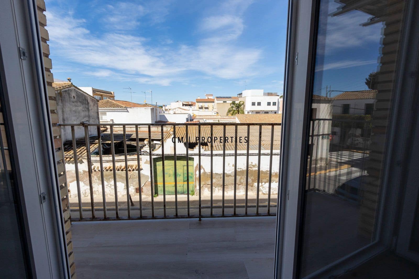 3 bedroom Flat for rent in San Antonio de Benageber - € 1,200 (Ref: 9722652)