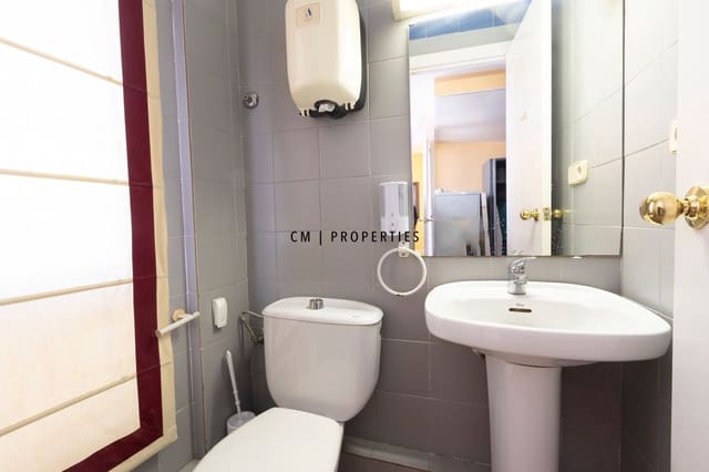 Piso de 4 habitaciones en Ciutat Vella, València ciudad en alquiler - 1.500 € (Ref: 9723511)