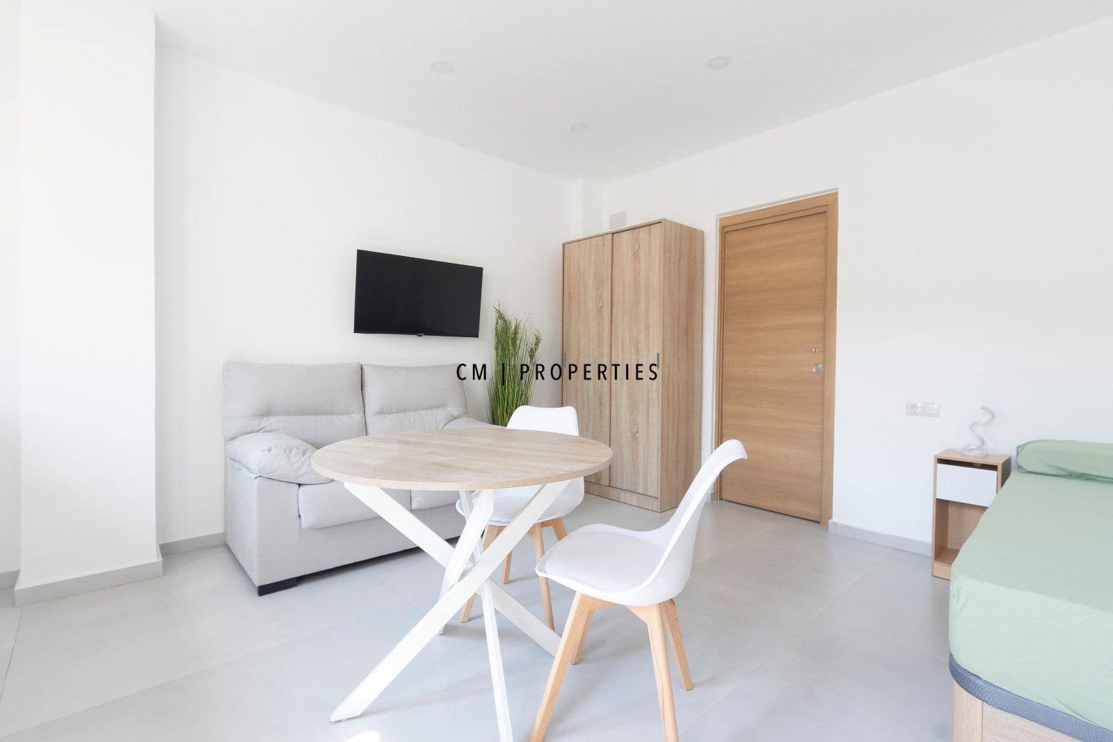 1 bedroom Flat for rent in Valencia city - € 1,200 (Ref: 9729560)