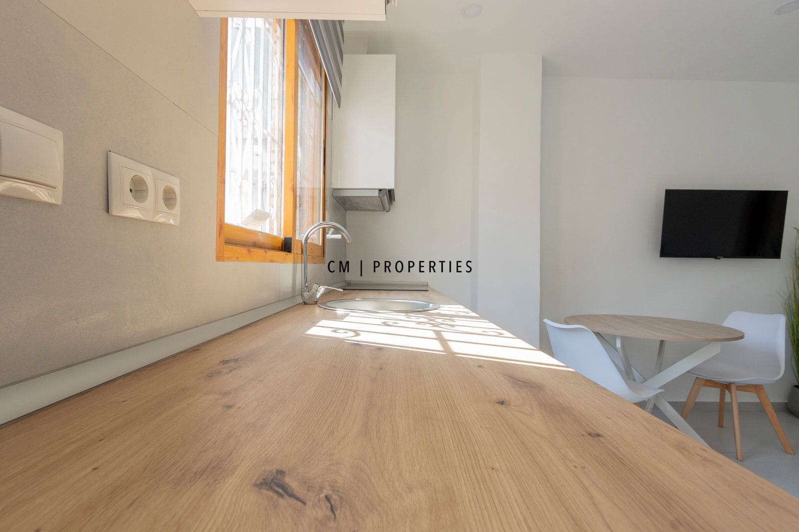 1 bedroom Flat for rent in Valencia city - € 1,200 (Ref: 9729560)