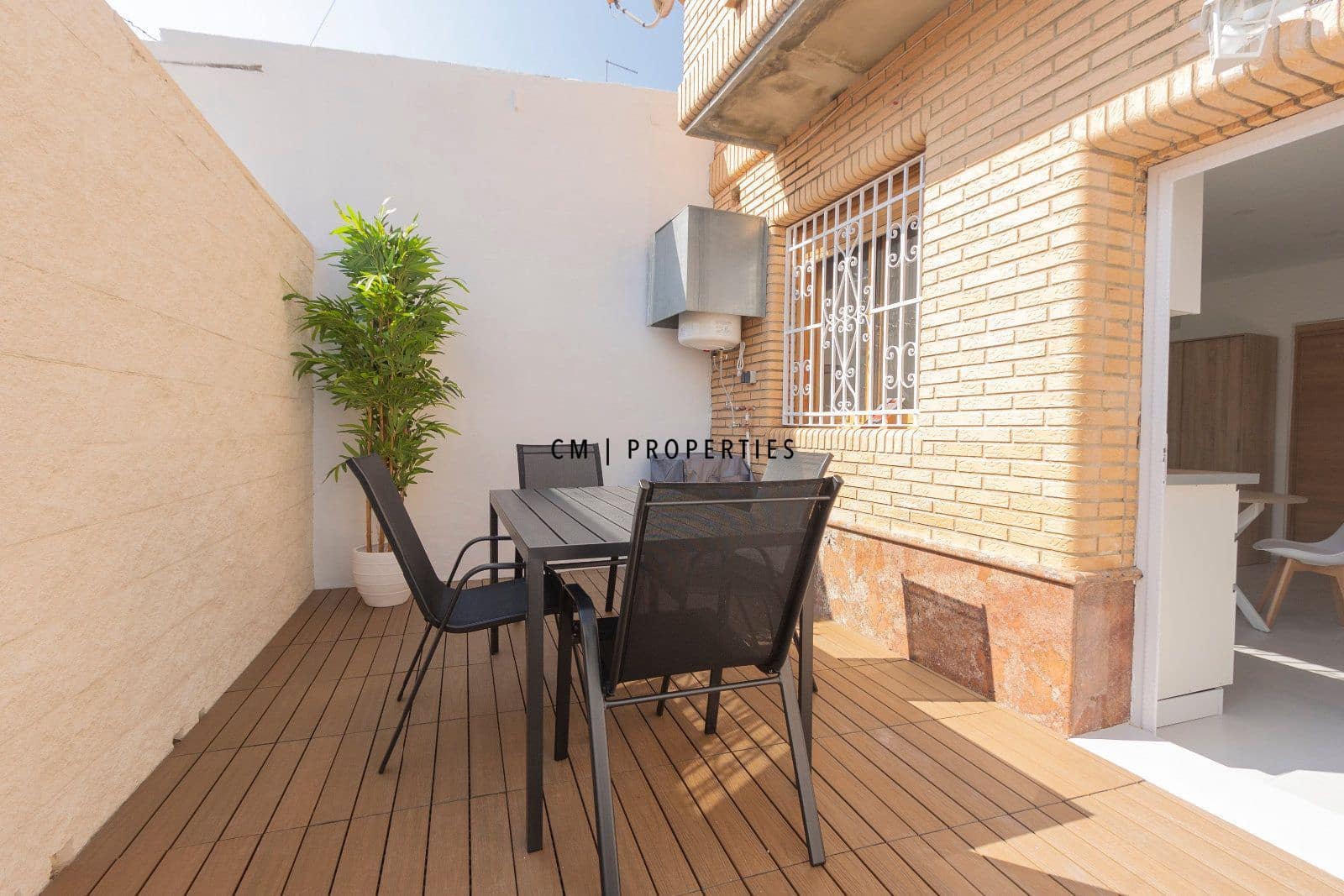 1 bedroom Flat for rent in Valencia city - € 1,200 (Ref: 9729560)