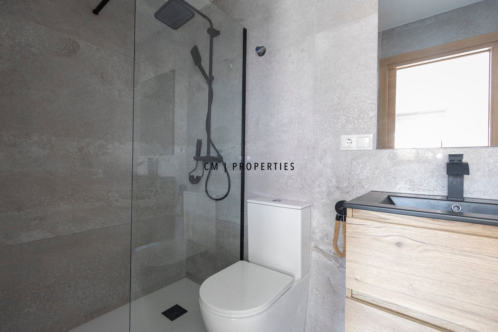 1 bedroom Flat for rent in Valencia city - € 1,200 (Ref: 9729560)