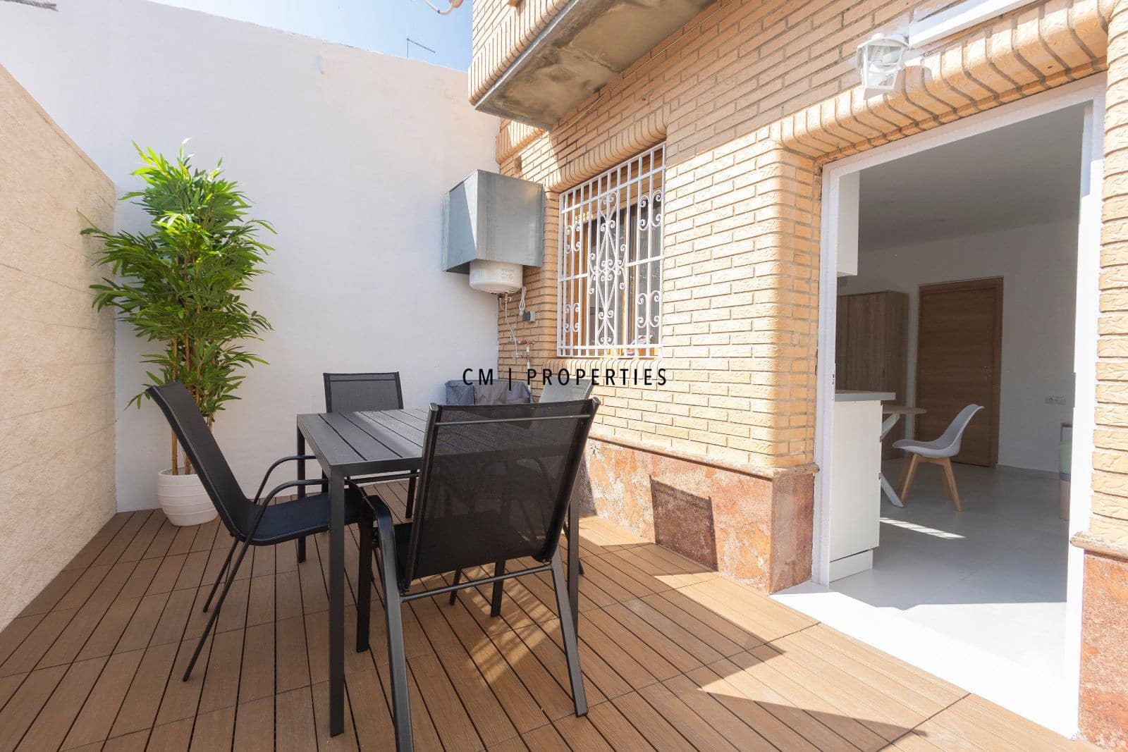 1 bedroom Flat for rent in Valencia city - € 1,200 (Ref: 9729560)